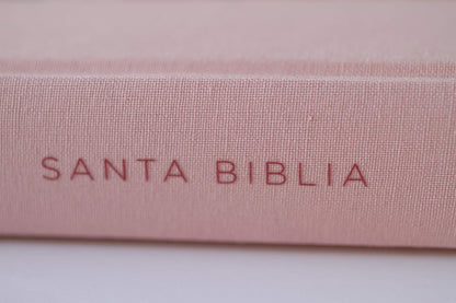 Biblia Reina Valera 1960 Letra Grande. Tapa Dura, Tela Rosada Con Flores, Tamaño Manual / Bible RVR 1960. Handy Size, Large Print, Hardcover, Pink (Spanish Edition)