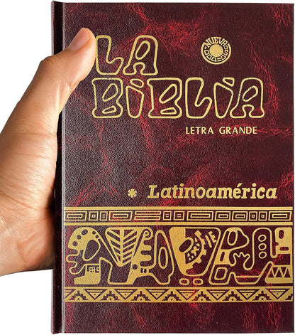 La Biblia Catolica Latinoamericana Letra Grande Edicion Cartone En Español Con Señalador Biblico - the Latin American Catholic Bible Spanish Edition with Bookmarks (Red)
