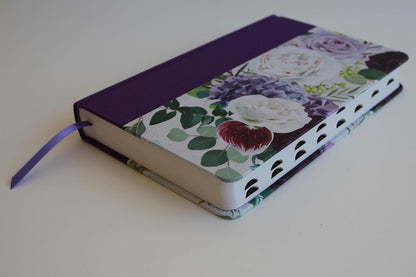 Biblia RVR1960 Tapa Dura Y Tela Morada Con Flores Tamaño Manual Con Índice / Spanish Bible RVR 1960, Hardcover, Purple Cloth with Flowers, Handy Size (Spanish Edition)