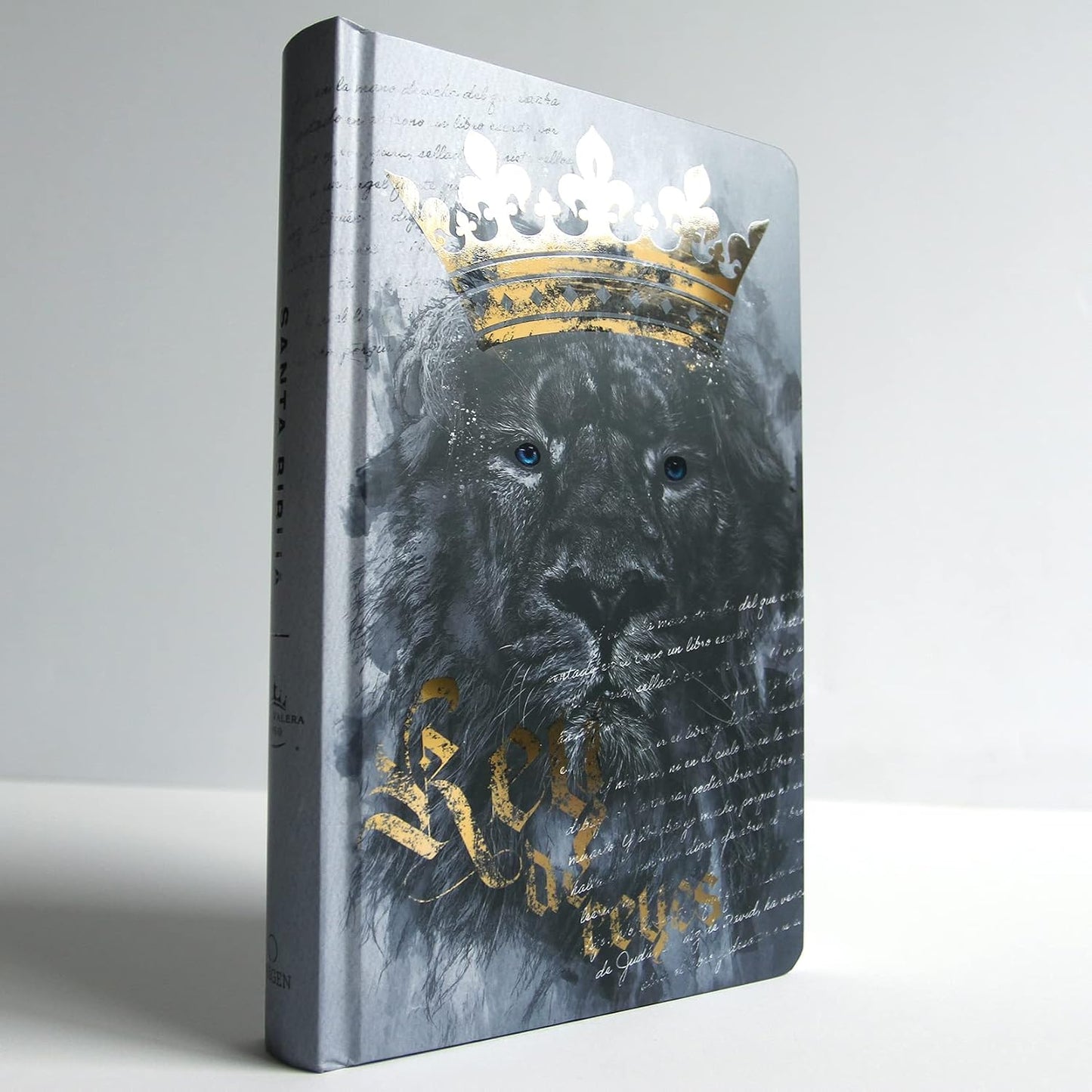 Biblia RVR60 Letra Grande Tamaño Manual, Tapa Dura León Rey De Reyes / Spanish Bible RVR60 Handy Size Large Print Hardcover Lion King of Kings (Spanish Edition)