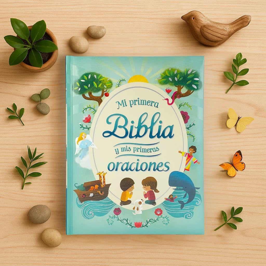 Mi Primera Biblia Y Mis Primeras Oraciones / My First Bible and Prayers Padded Treasury - Spanish Language, Ages 3-8; En Español (Little Sunbeams) (Spanish Edition)