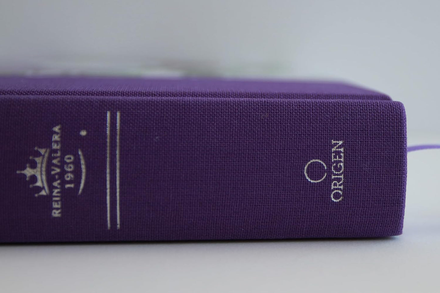Biblia RVR1960 Tapa Dura Y Tela Morada Con Flores Tamaño Manual Con Índice / Spanish Bible RVR 1960, Hardcover, Purple Cloth with Flowers, Handy Size (Spanish Edition)