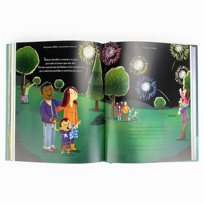 Mi Primera Biblia Y Mis Primeras Oraciones / My First Bible and Prayers Padded Treasury - Spanish Language, Ages 3-8; En Español (Little Sunbeams) (Spanish Edition)